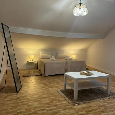 Adoria Guesthouse 度假居 Adoria