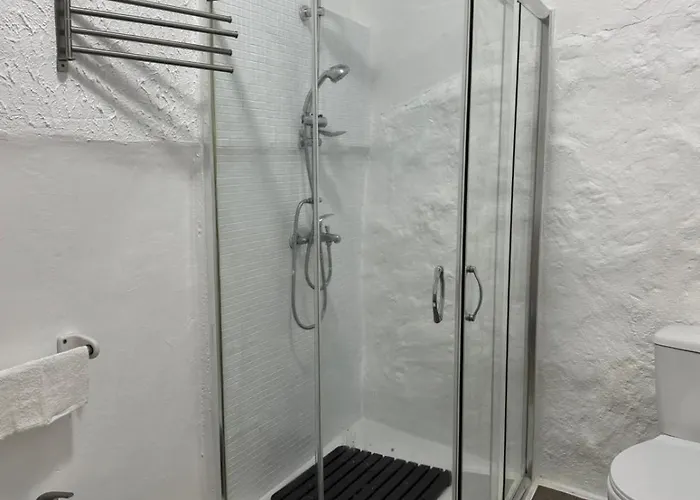 Adoria Guesthouse بيت للعطل *